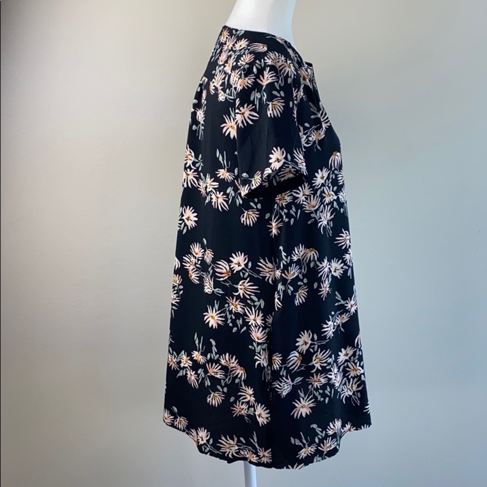 Daisy Tunic Top - Picture 3 of 6